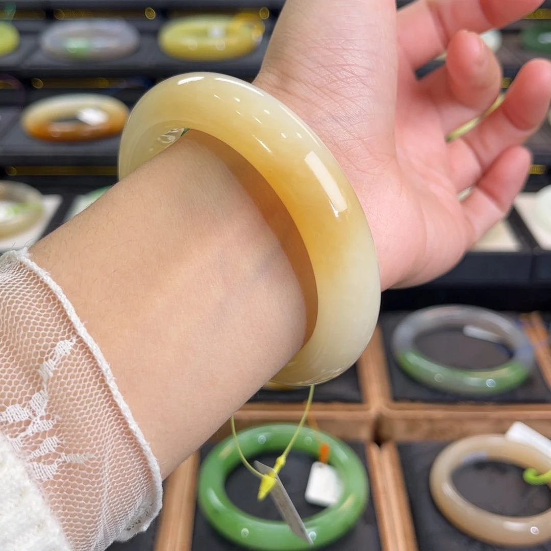 和田玉未镶嵌手镯温柔蜜糖