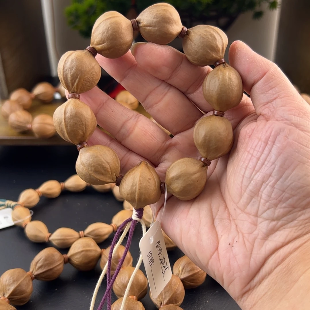 橄榄核吊坠梅林铁核老树核素串2225