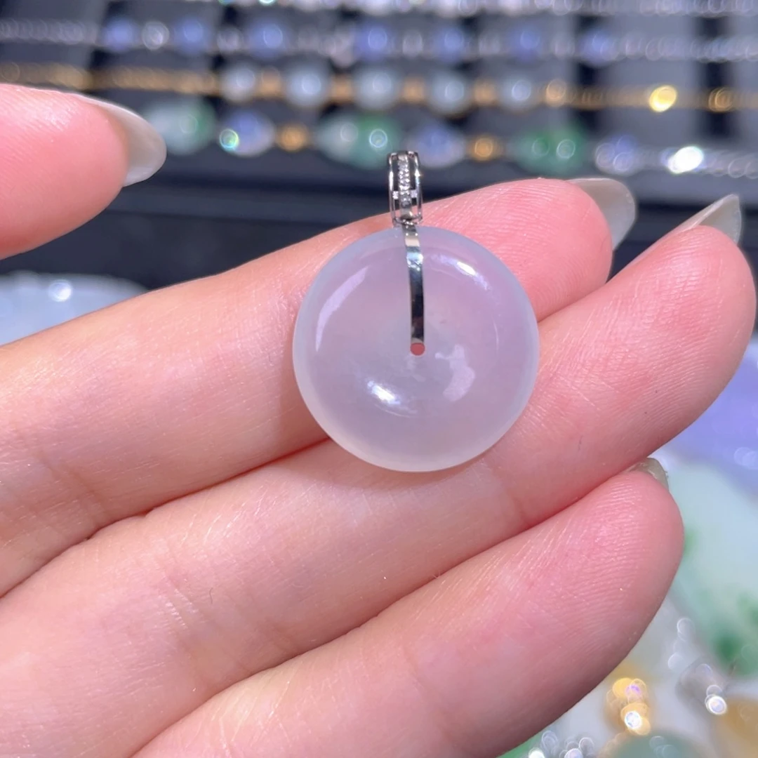 颈饰18K金镶嵌翡翠翡翠