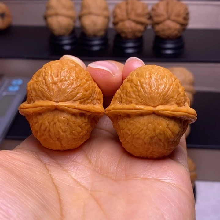 文玩核桃把件太阳系元宝17