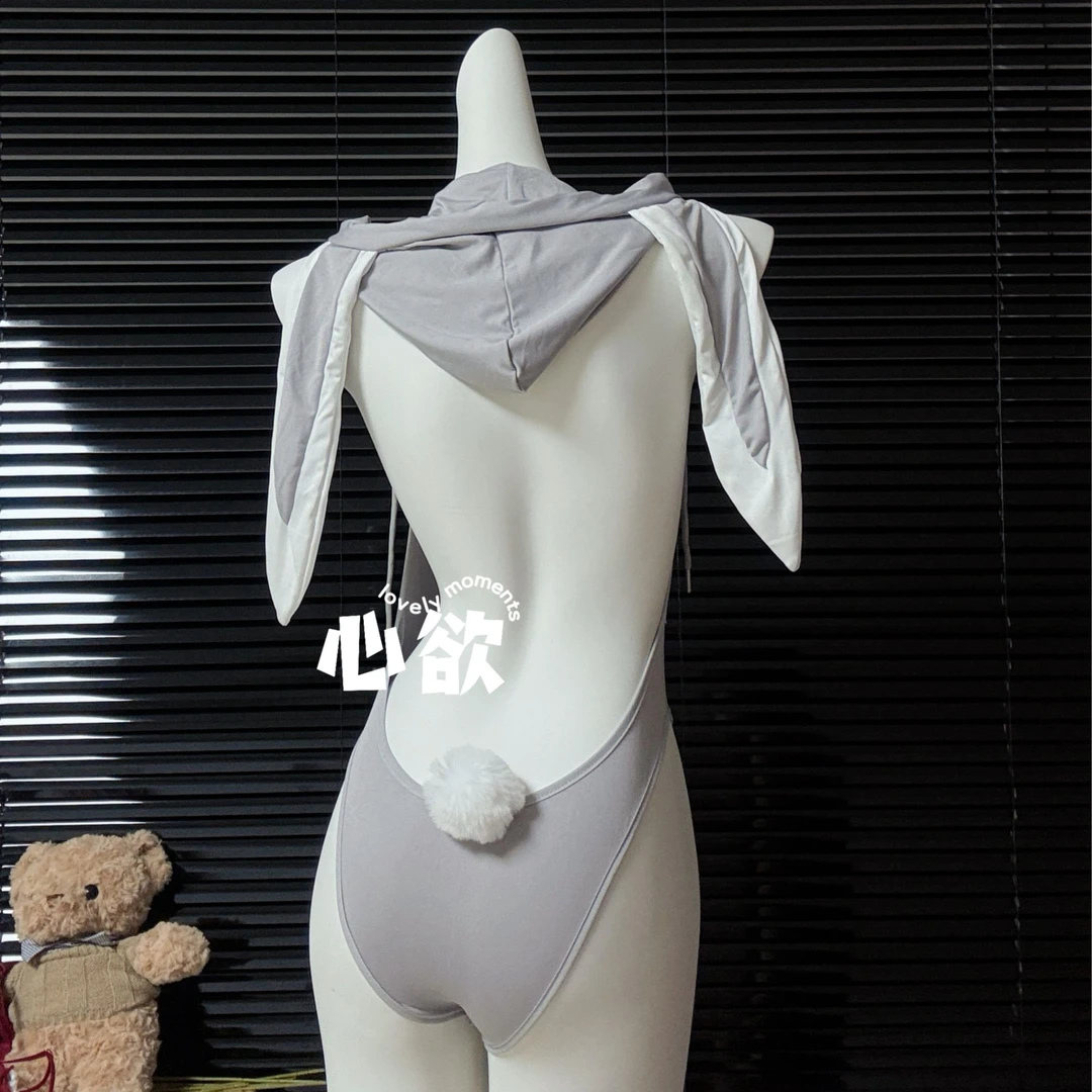 【灰色兔子】性感制服免脱小胸睡衣显臀连体衣可爱卫衣露背连帽衣
