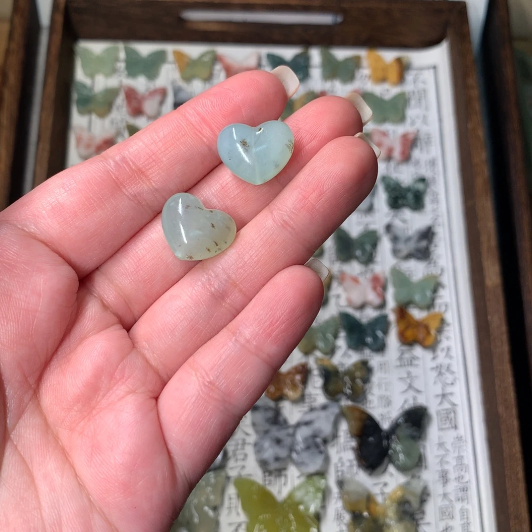 F***U蛇纹石玉未镶嵌颈饰