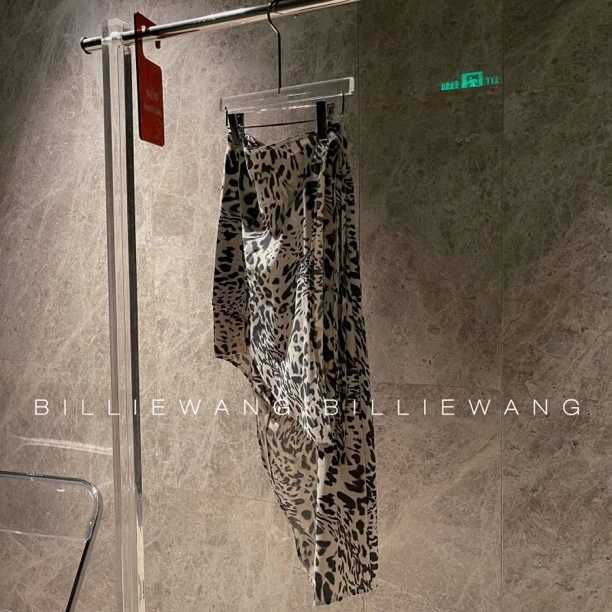 BW独立设计师高定系列｜鎏金时代错位落差绑带不规则半裙