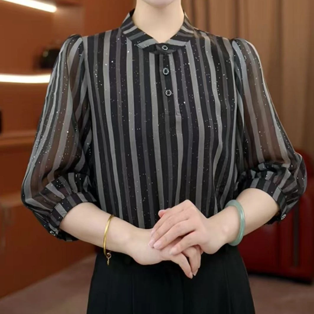 22235 女士新款时尚百搭圆领印花小衫
