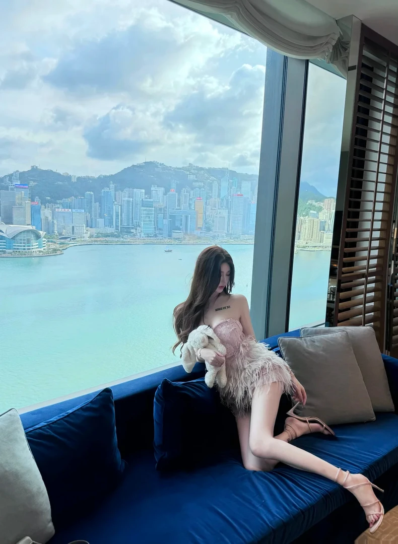 【嗲嗲千金】高级感小众气质重工富贵千金连衣裙聚会度假私服短裙女