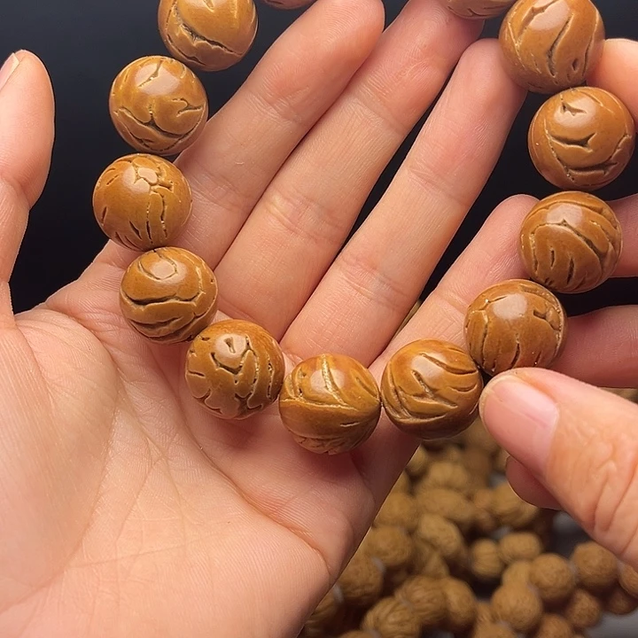 狮***霸桃核吊坠桃核手串