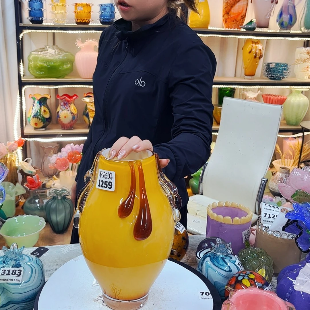 1259 家悦琉璃工艺品不完美