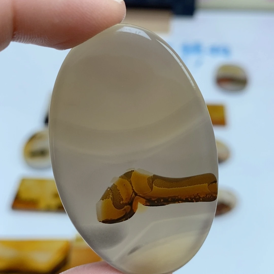 玛瑙/玉髓未镶嵌珠宝半成品