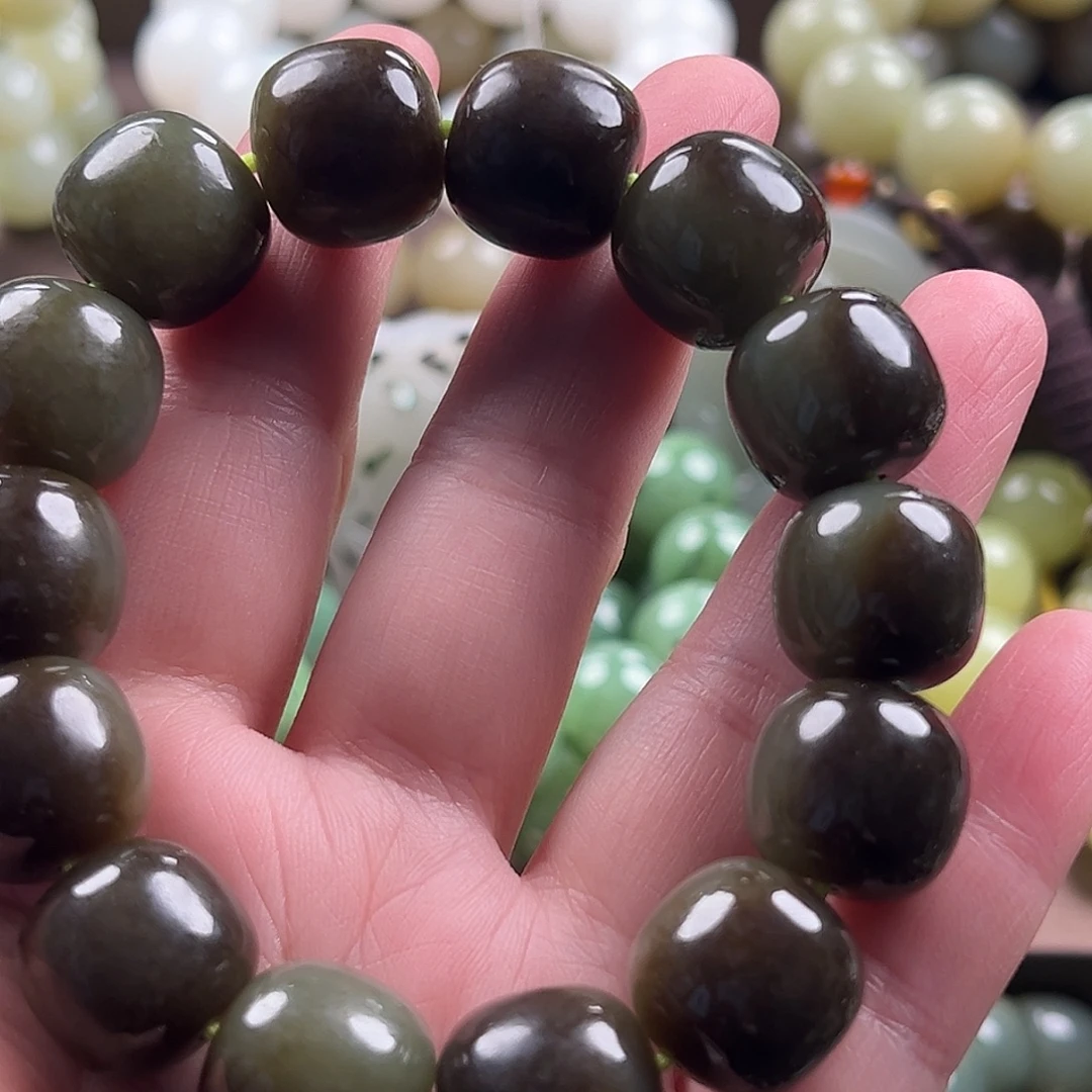 加***出和田玉未镶嵌手链