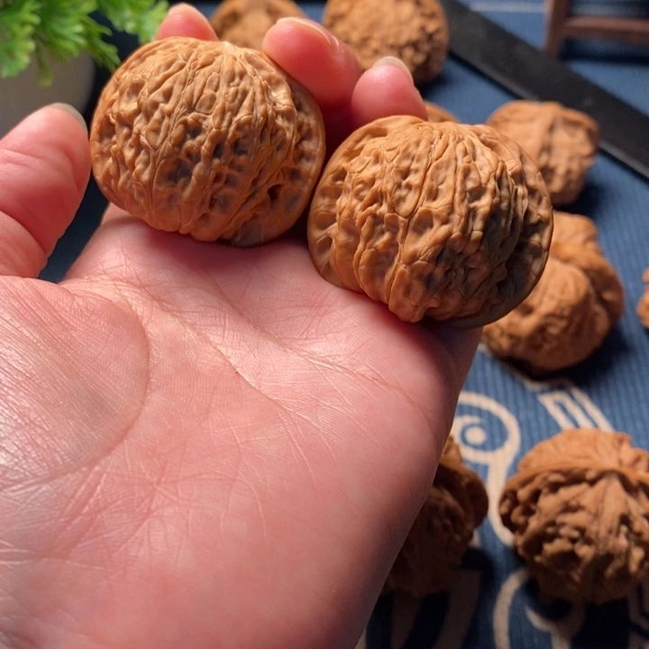 文玩核桃吊坠磨盘