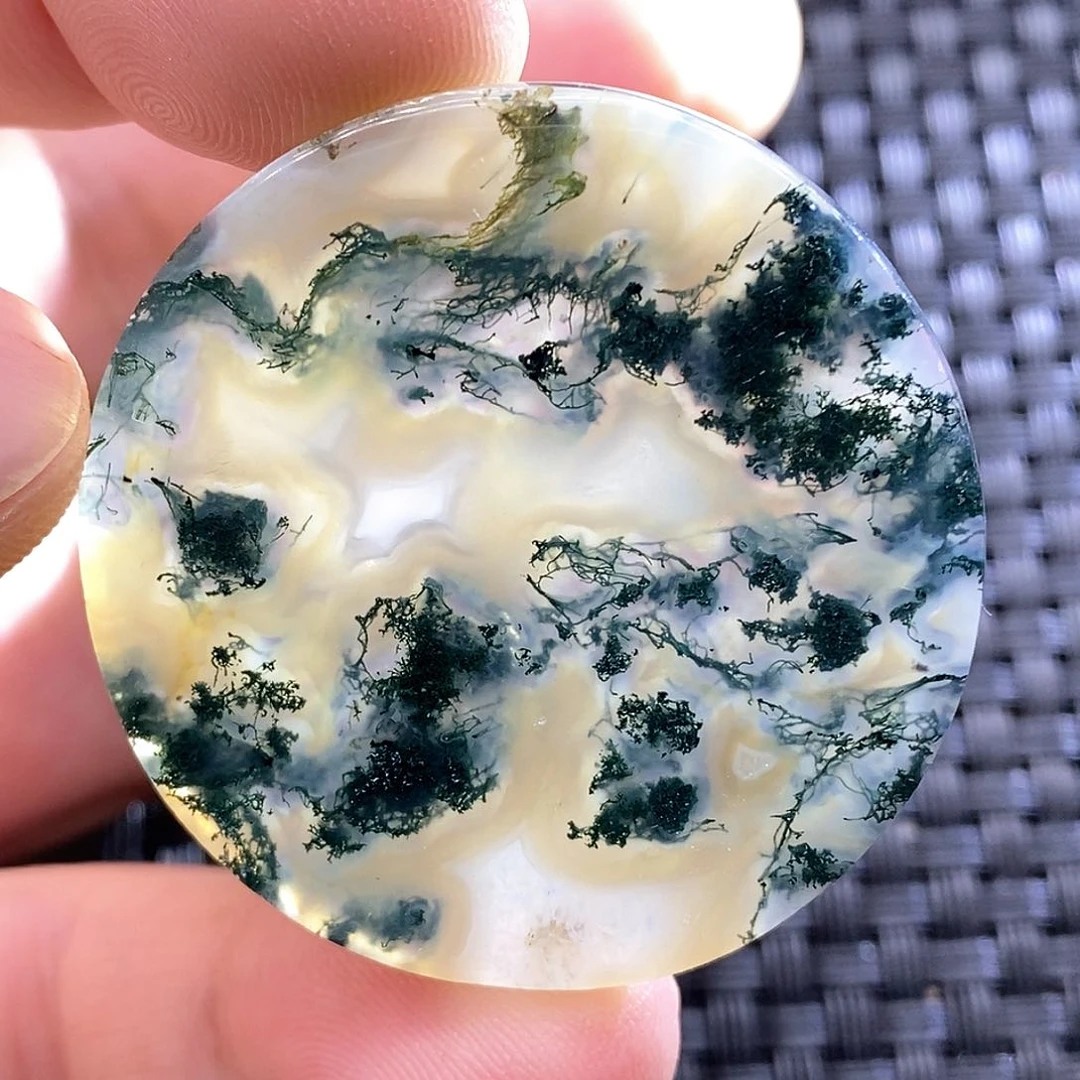 玛瑙/玉髓颈饰未镶嵌土*。