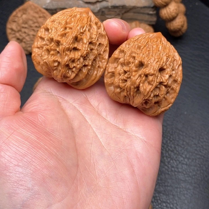 桃核把件尺寸41麦虎
