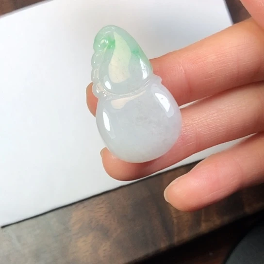 翡翠未镶嵌颈饰缅甸A货，每天下午1点半开播
