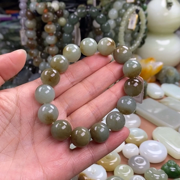 和田玉未镶嵌手链