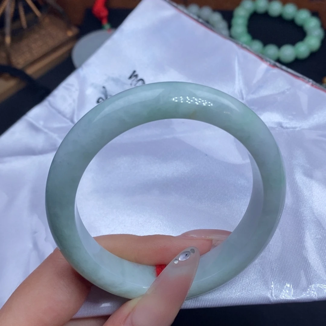 未镶嵌手镯翡翠55