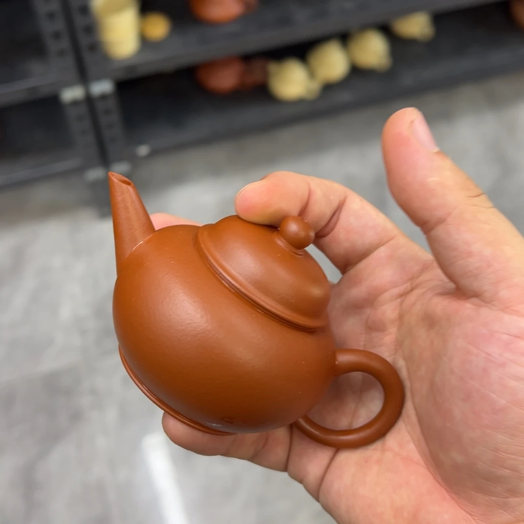 茶壶紫砂汽修厂和机械设备