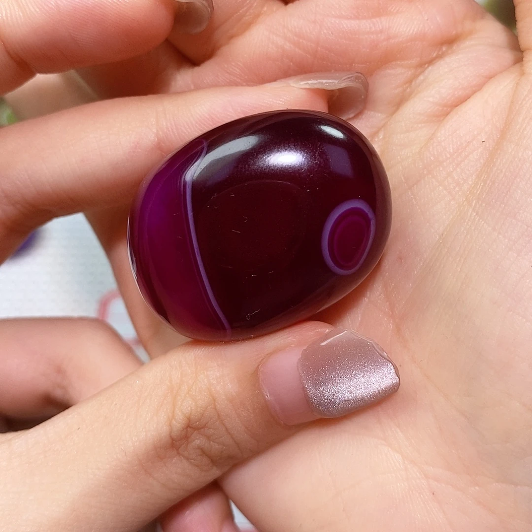 绿***草玛瑙/玉髓未镶嵌珠宝奇石