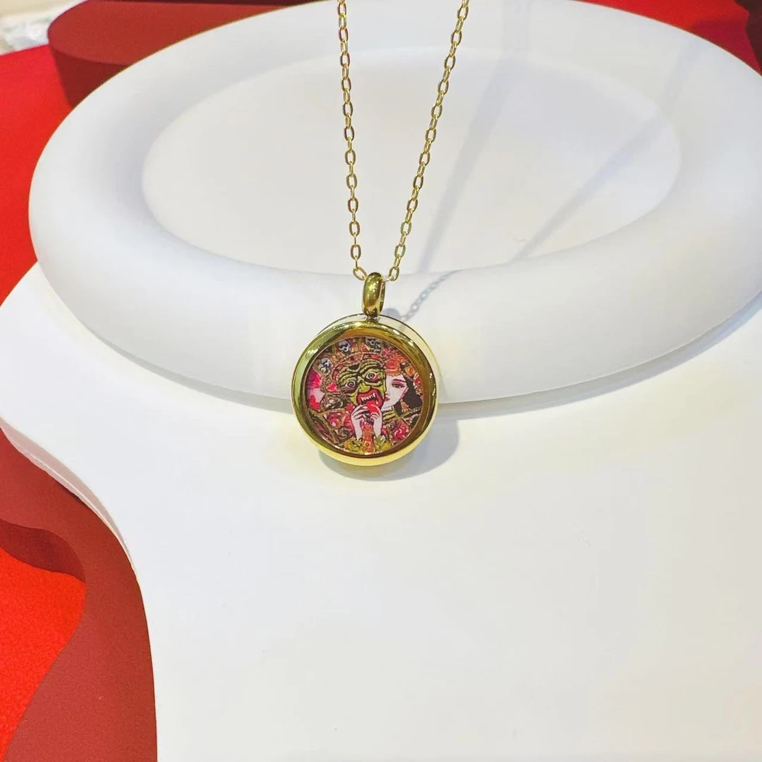 19*7mm扎吉女财神圆镜唐卡HNZ10435