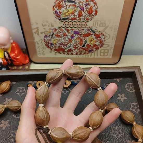 橄榄核手串欢*丶梅林铁核手串