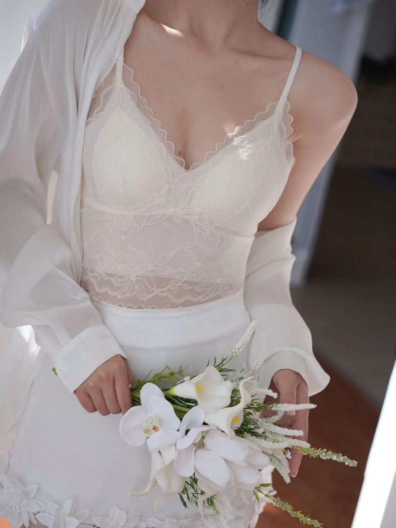 法式性感蕾丝少女内衣夏季薄款一体小吊带背心内搭外穿打底文胸罩