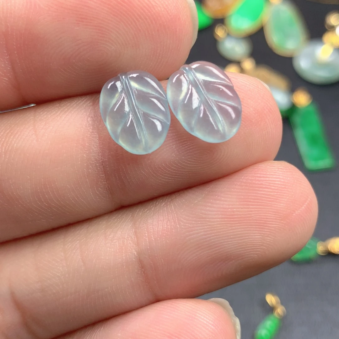 【闪购商品】颈饰未镶嵌翡翠翡翠