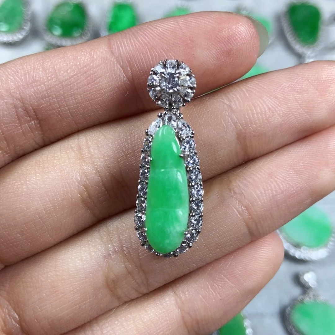 颈饰未镶嵌翡翠福豆