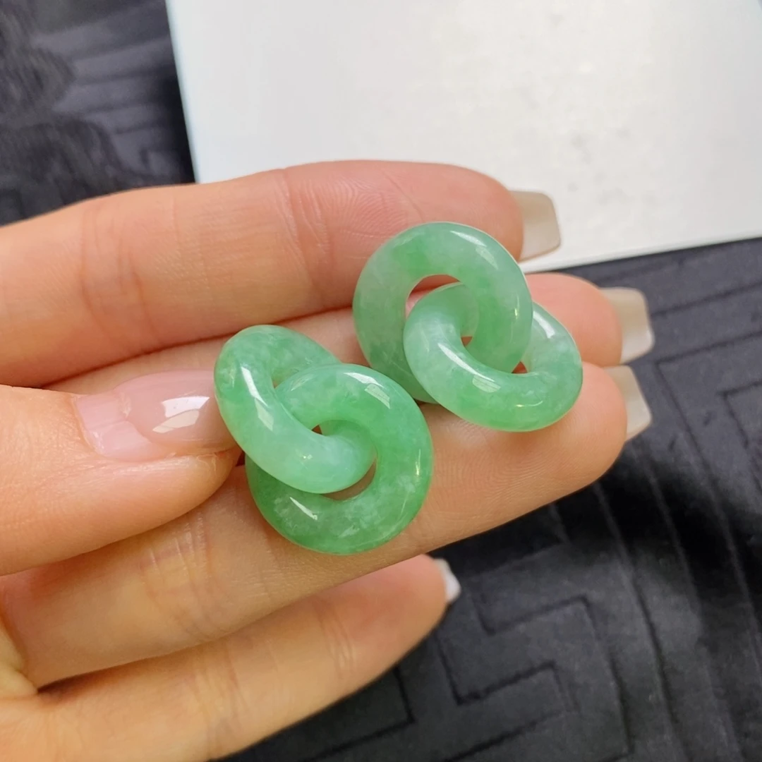 翡翠未镶嵌耳饰果绿色双环（大）