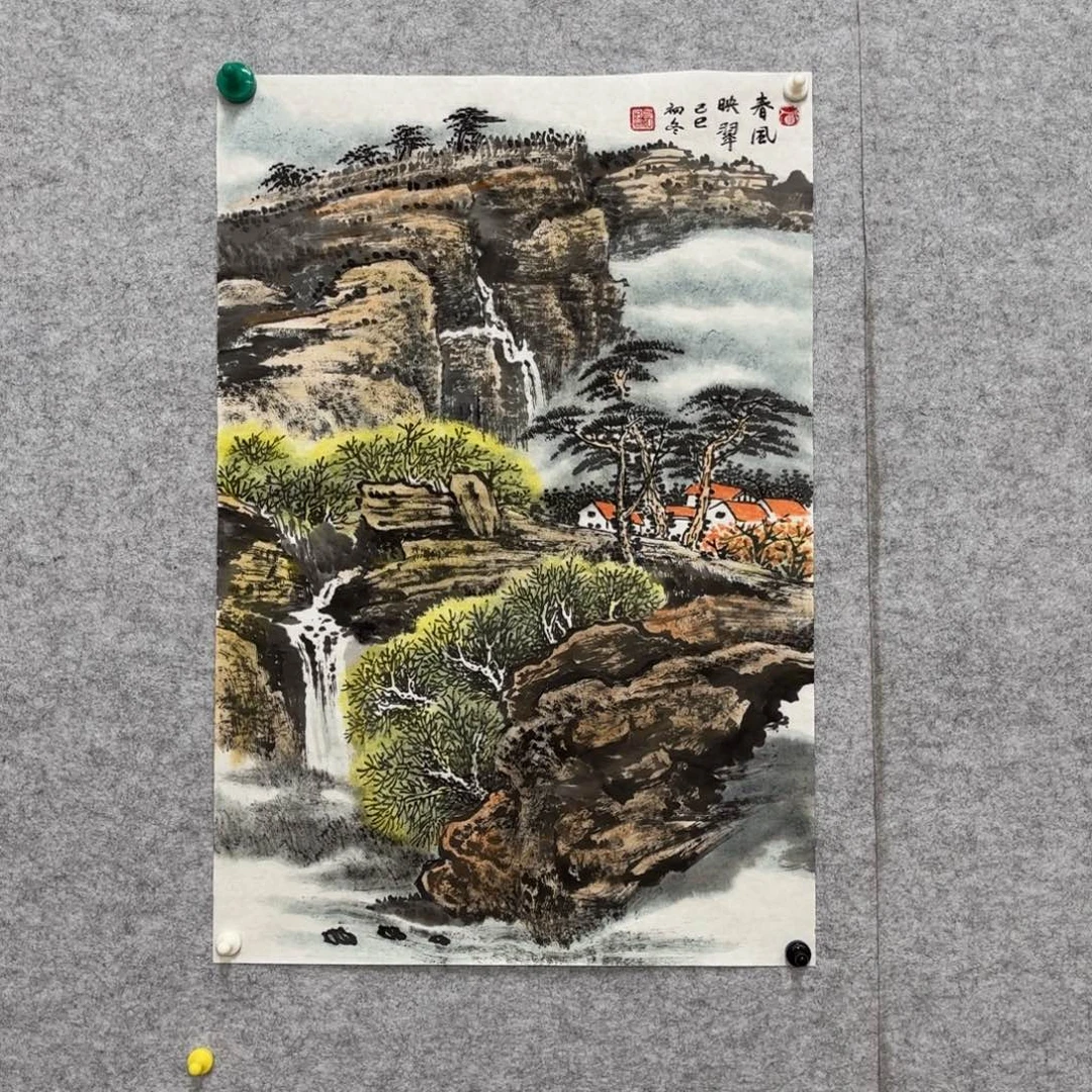 国画花鸟等图案为主的