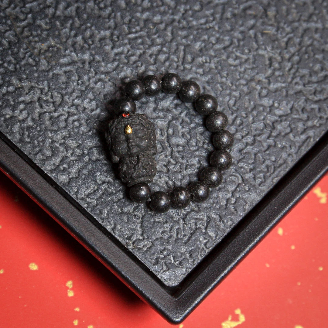 4mm黑龙涎度母HX040