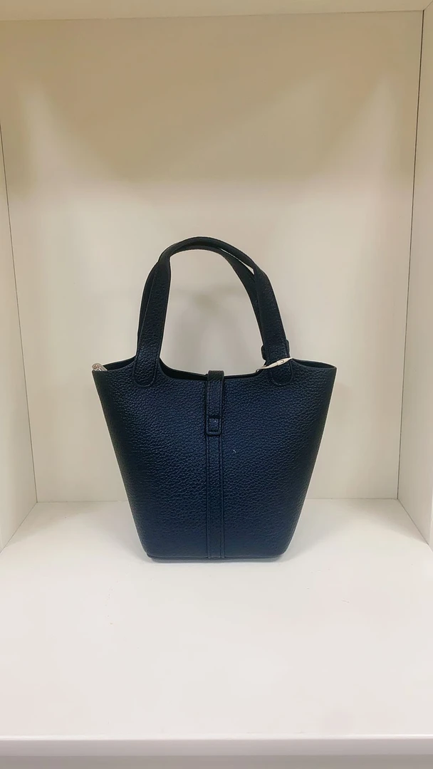 7515#黑色【尺寸：长21宽12高16.5】潮流轻奢百搭时尚女士单肩包