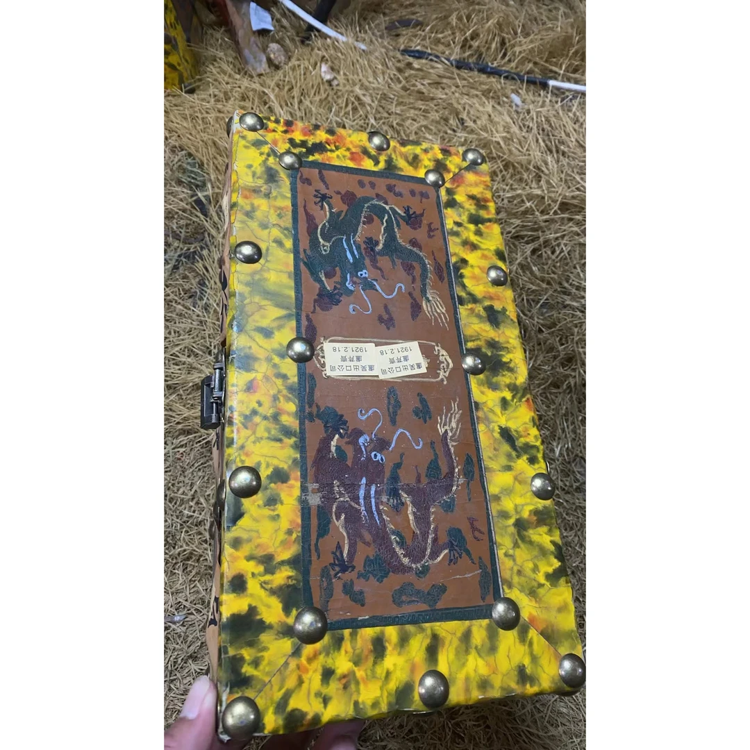 黄钉箱摆件（金三甄选）2