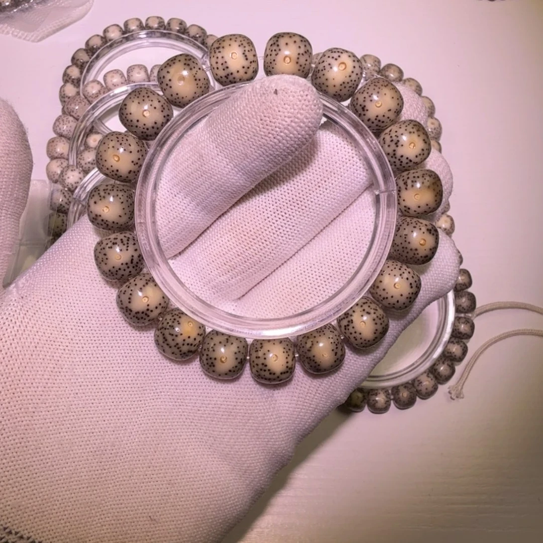 @****星月菩提吊坠原生态绿冰大眼睛12.11