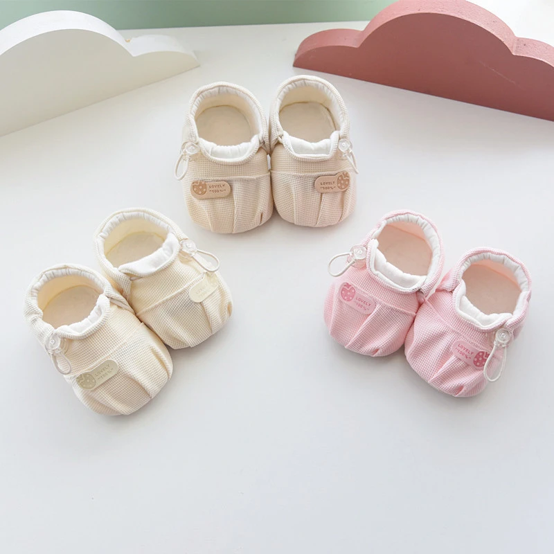 春秋季婴儿鞋袜男女宝宝软底鞋夏季新生儿鞋防掉学步前鞋0-1岁