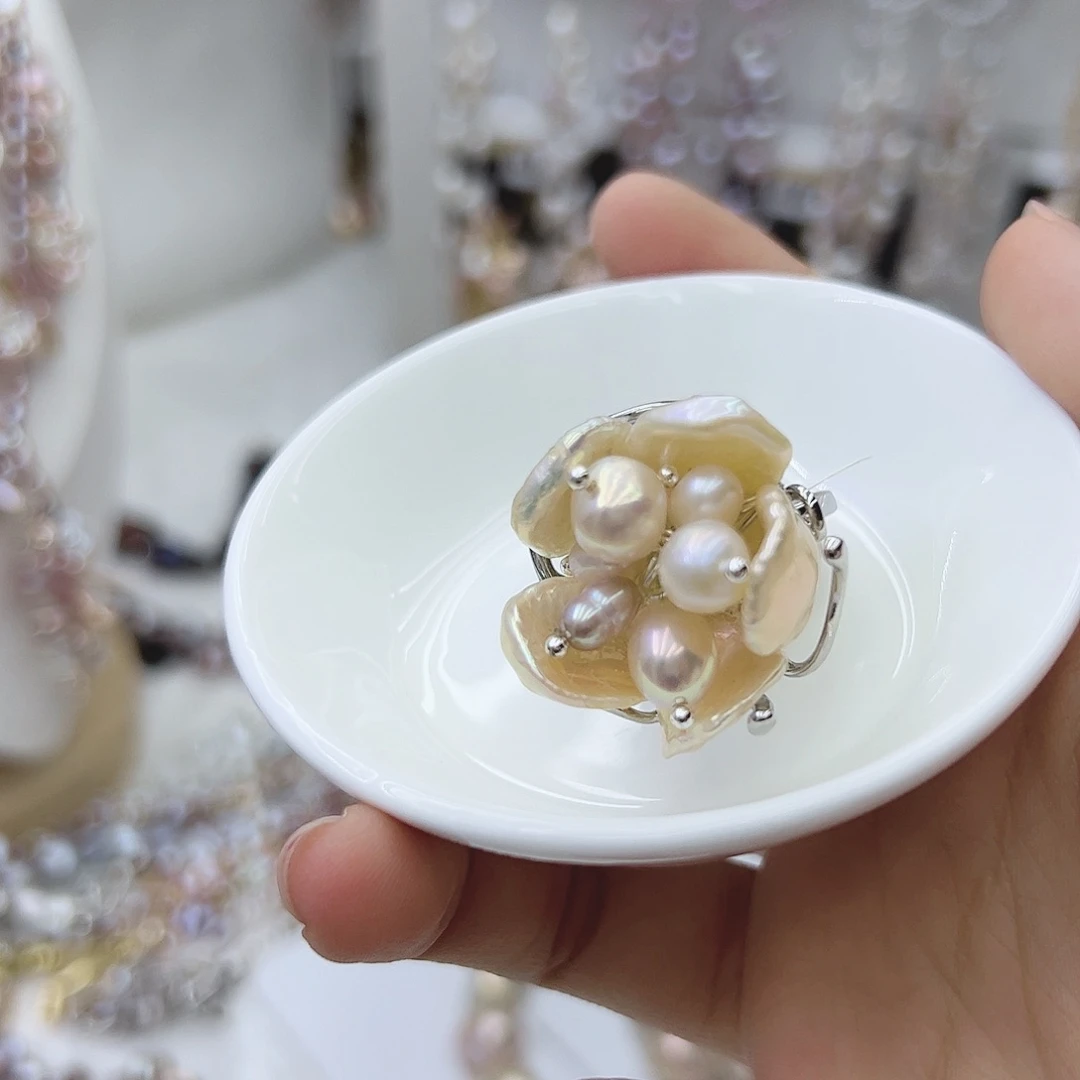 淡水珍珠银S925镶嵌耳饰