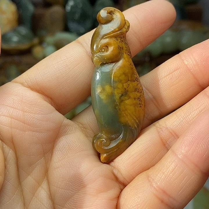 岫岩河磨玉（透闪石质玉）未镶嵌颈饰