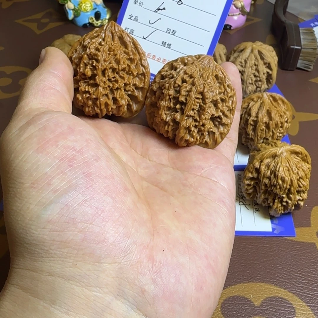 文玩核桃把件好**好满天星  133