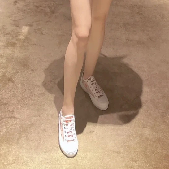 95新 LouisVuitton/路易威登 板鞋/36.5码/Xsps10259