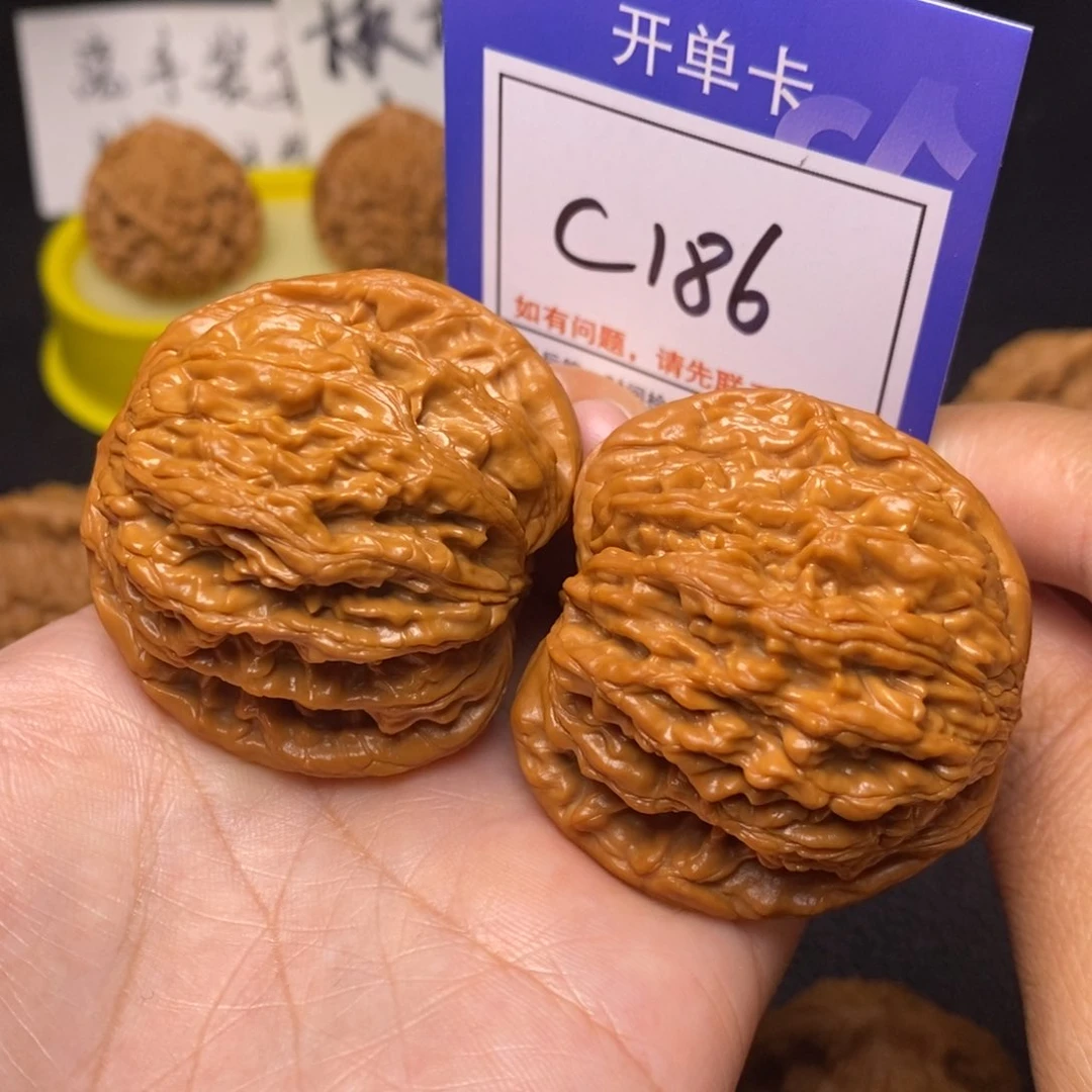 文玩核桃把件谷**宁45虎头c186