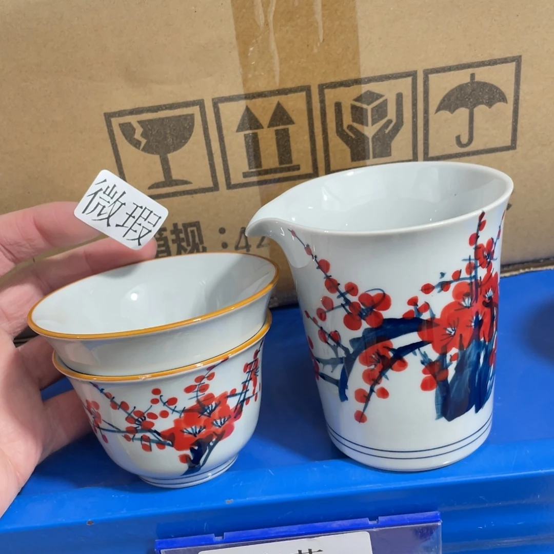 釉下手绘茶具微瑕