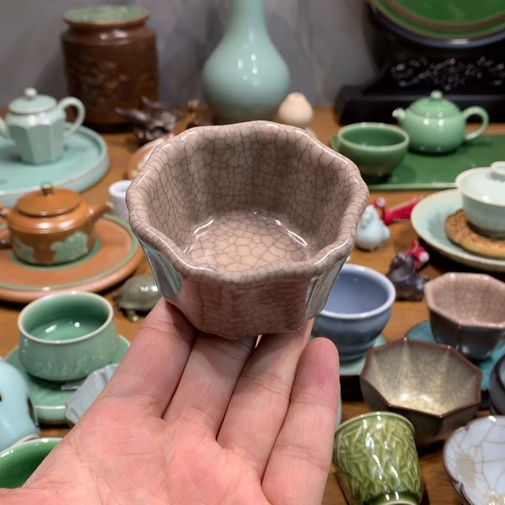 小****龙泉青瓷哥窑龙纹