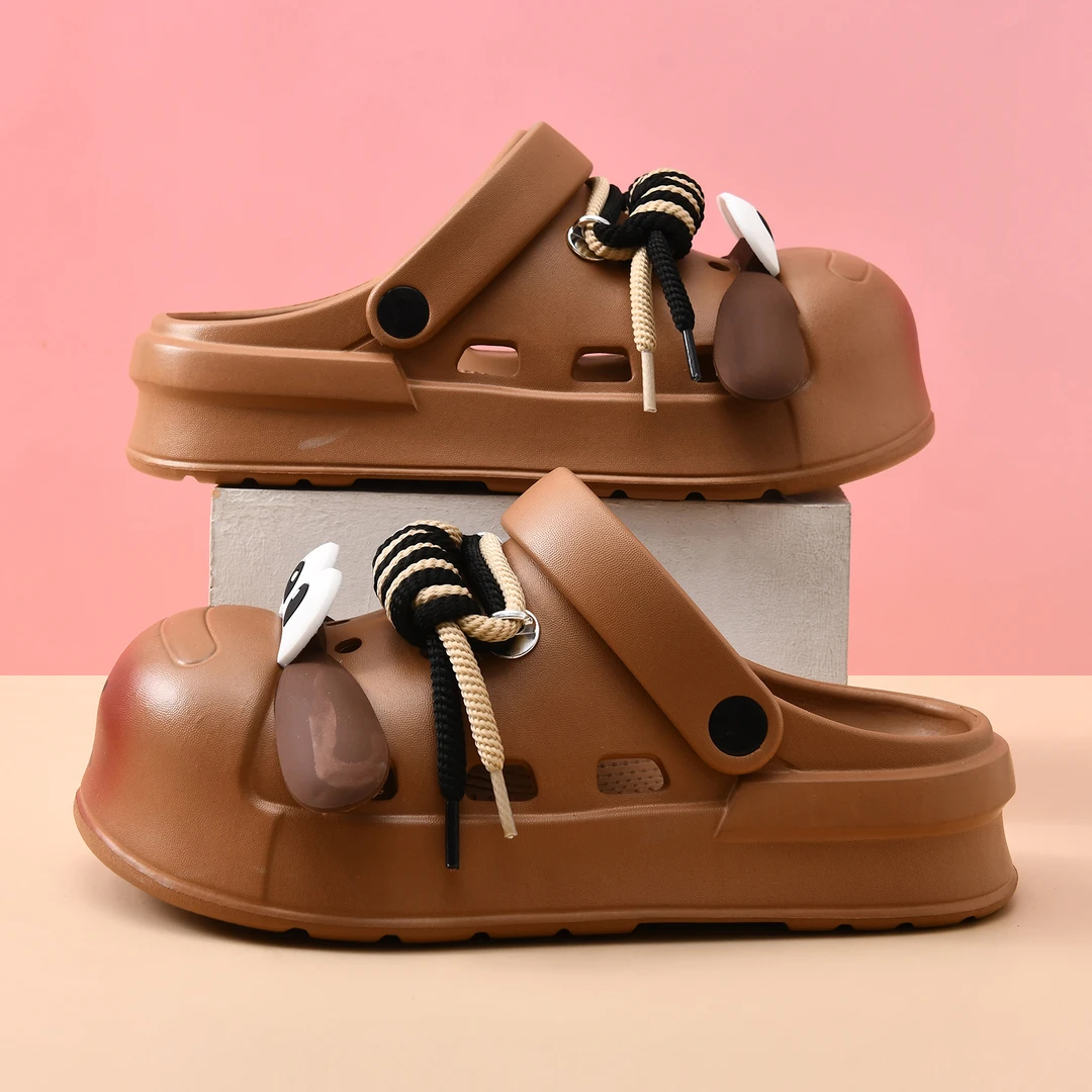 小狗洞洞鞋女款夏季新款防滑厚底卡通踩屎感网红ins潮沙滩凉拖鞋