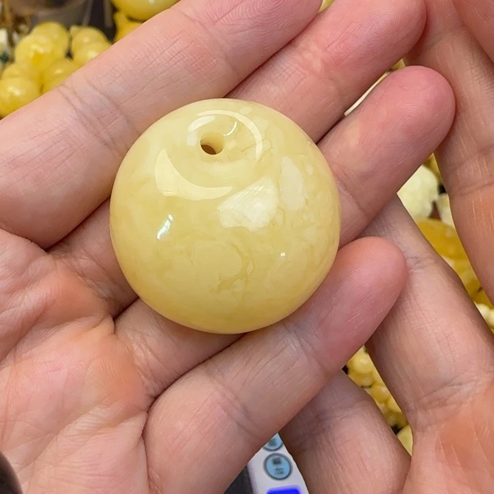 未镶嵌颈饰蜜蜡天然蜜蜡