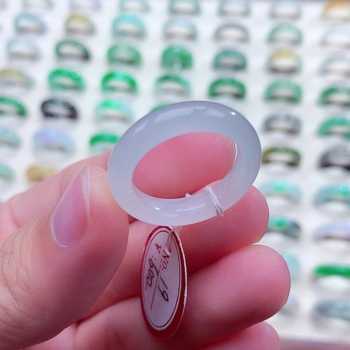 翡翠未镶嵌戒指19号