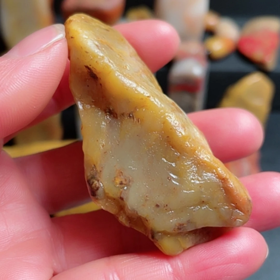 【闪购商品】昌化石摩**叶昌化田黄石