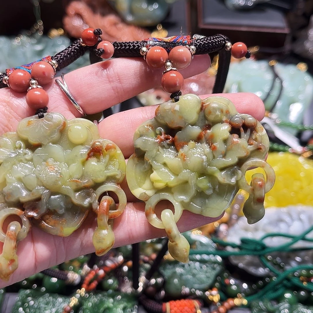 未镶嵌岫玉毛衣链