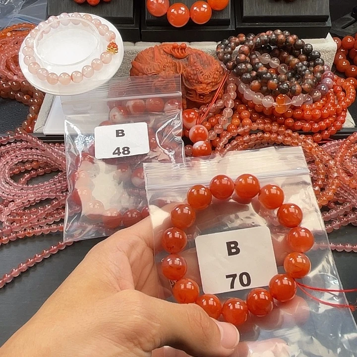 南红玛瑙未镶嵌多样性发货默认微瑕称重13mm