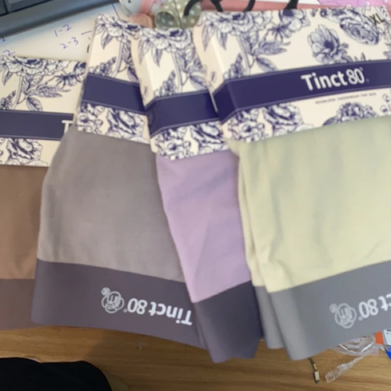 男士苦叉子秋冬帽子四色一组秋冬个帽子