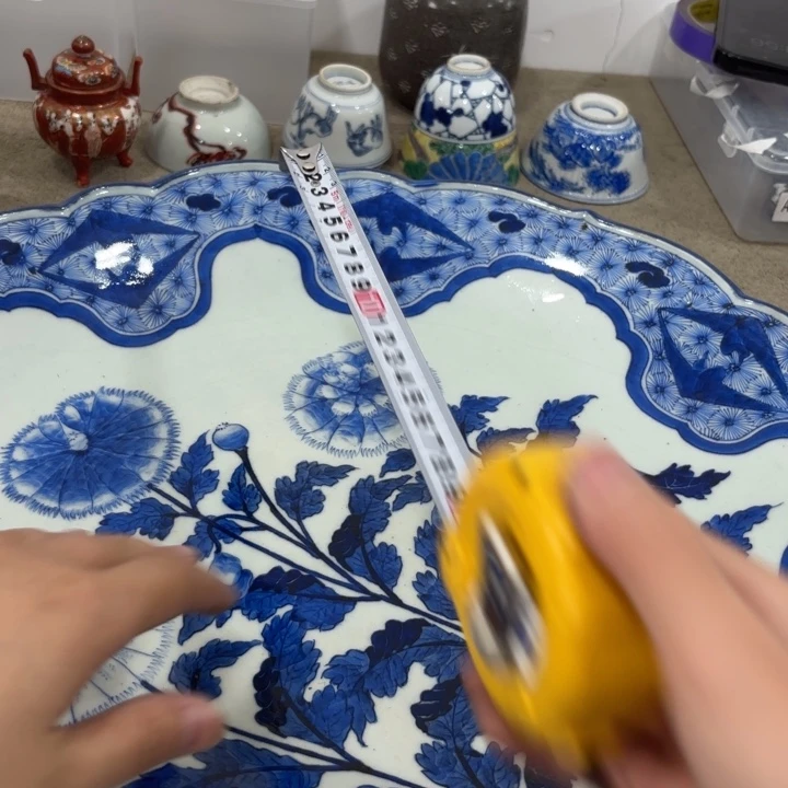 瓷片非常美丽好看的物品