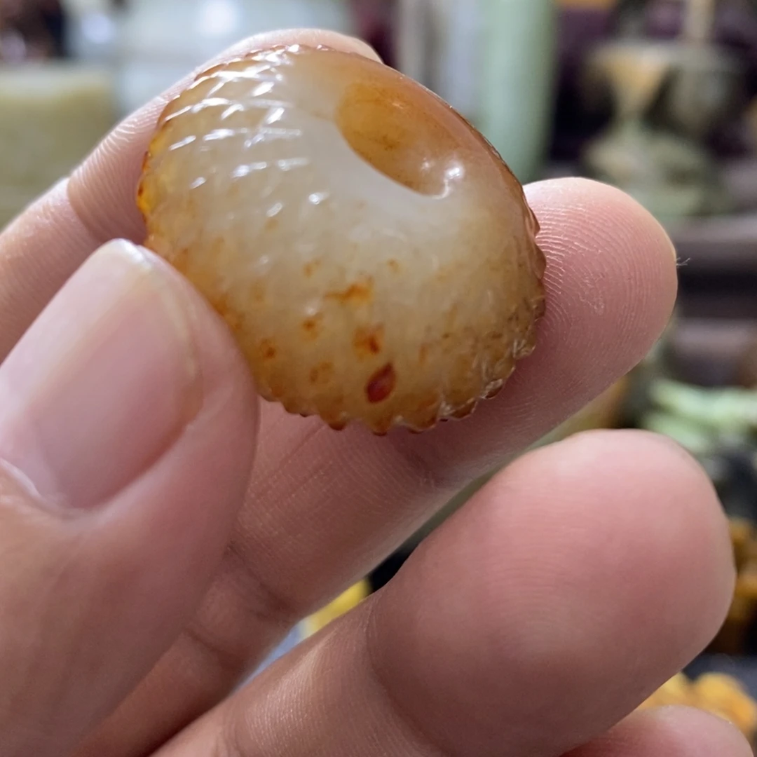 高****和田玉（糖玉）未镶嵌挂件