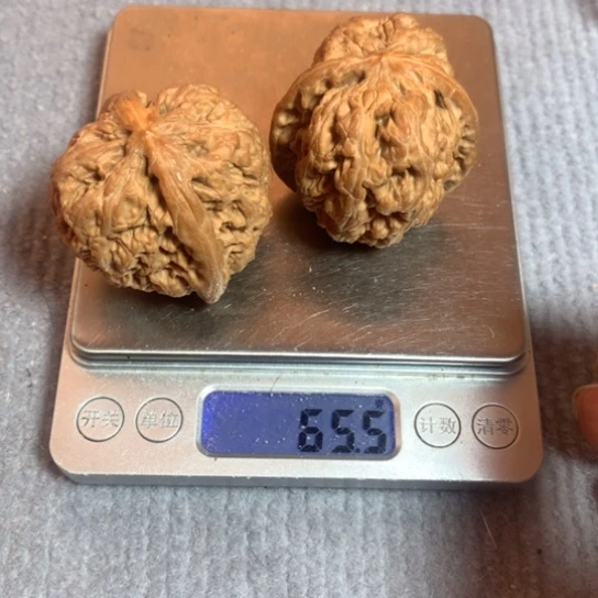 文玩核桃吊坠将军